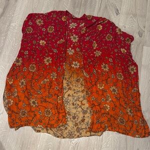 Elegant Floral Women's Kimono in Red and Orange